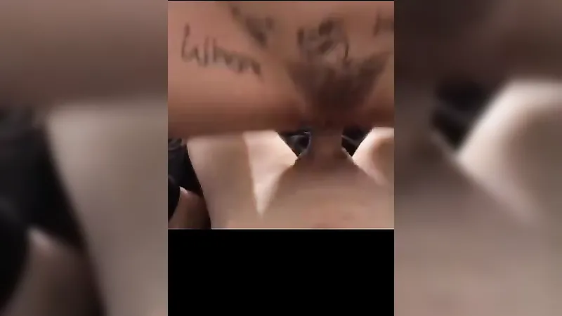 British Kitty Cashew Loves Getting Facefucked
