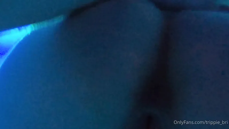 Trippie Bri Swimming Pool Sextape