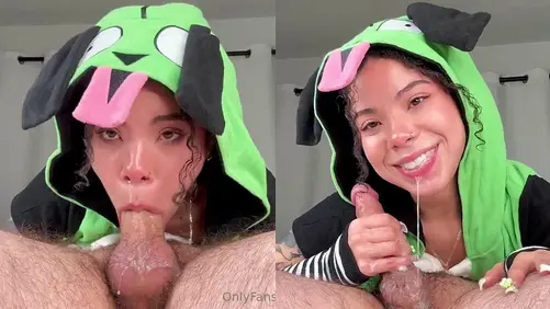 Shweetnlow Gives a Sloppy 69 Blowjob