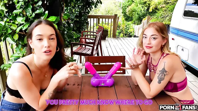 Spideyava And Mags Lesbian Jerk Off Game Session
