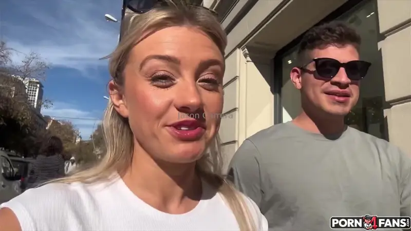 MissAliceWild Pleases Her Tour Guide's Cock