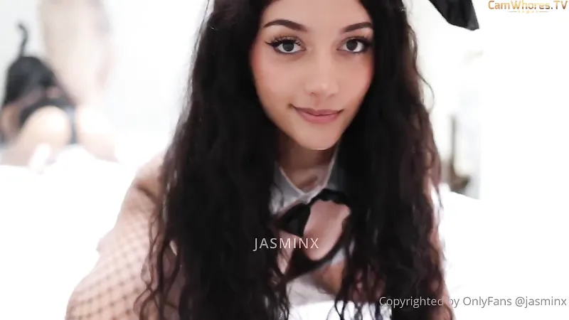 Bunny Girl Jasminx Blowjob Video with Facial