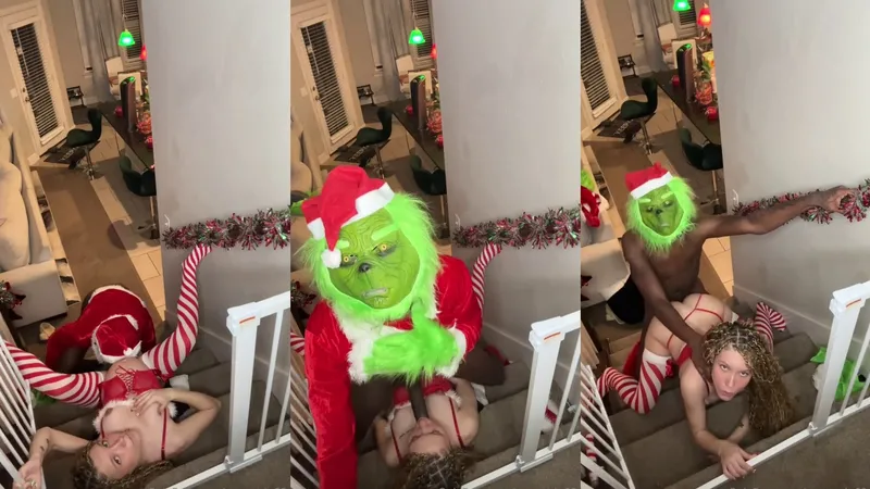 Preggo Blonde Sno Marie Grinch Xmas Parody