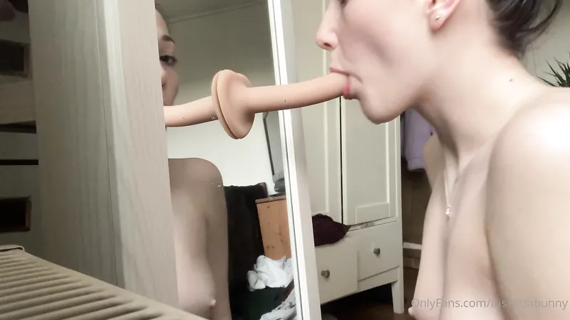 Pretty Irisaliciabunny Deepthroat Training