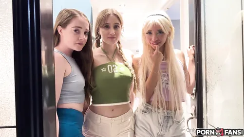 Horny OnlyFans Girls Fuck The Pizza Delivery Guys