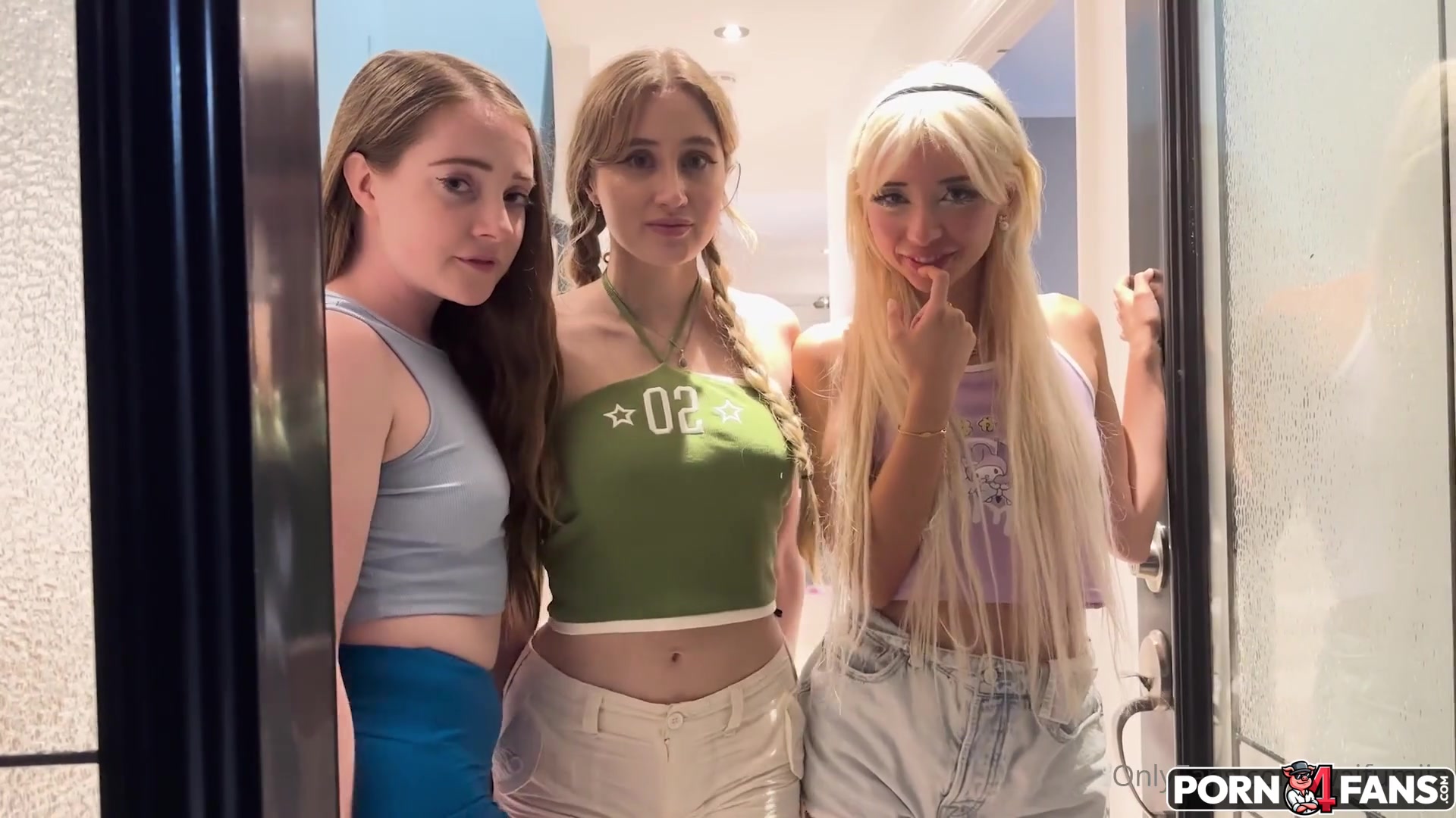 Horny OnlyFans Girls Fuck The Pizza Delivery Guys