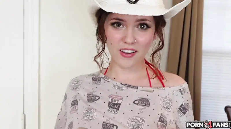 Big Titted Lauramariexoxo Makes Him Cheat On His GF Video Leaked