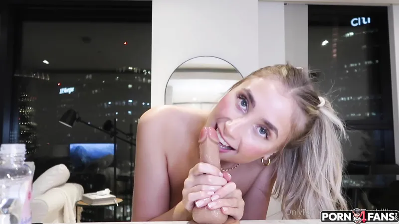 Lillian Phillips Sloppy Dildo Porn Video Leaked