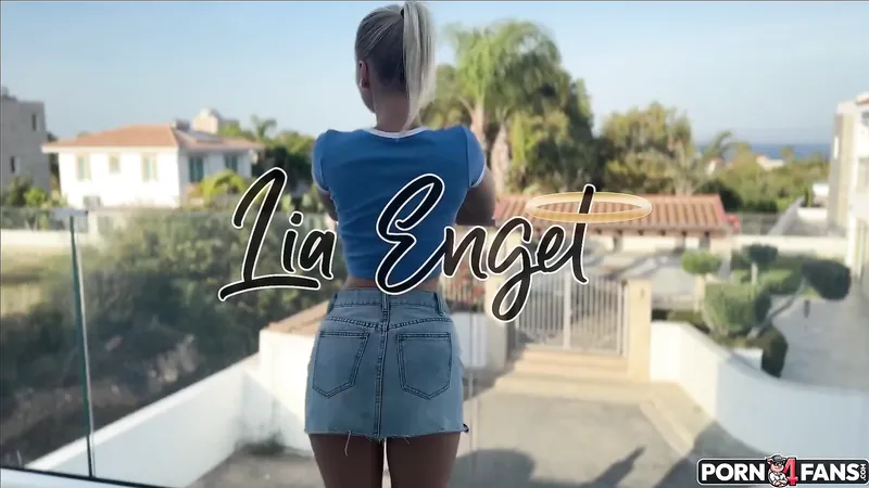 German Model LiaEngel Holiday Sex Tape